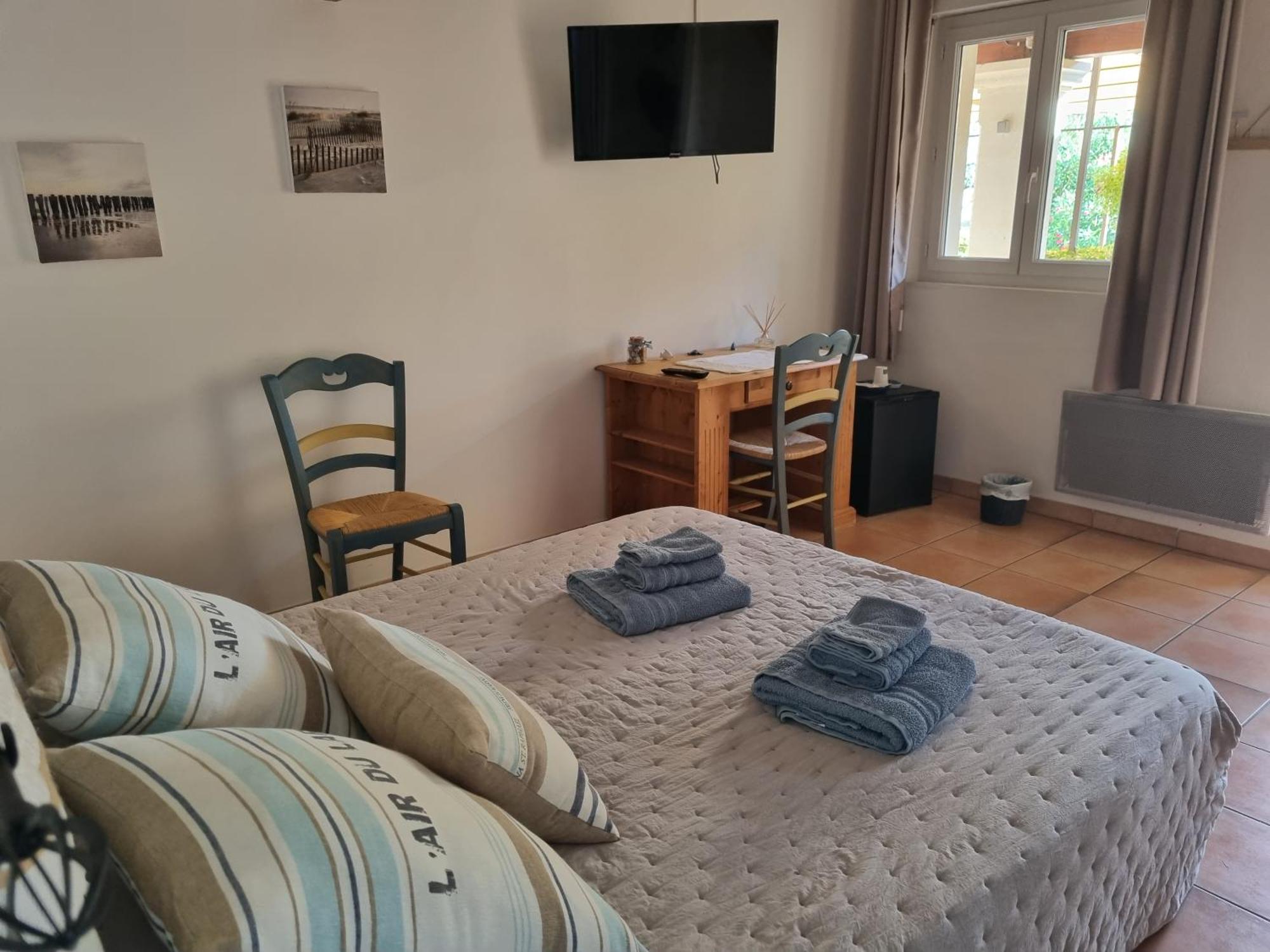 La Fanette Hotel Montbrison-sur-Lez Eksteriør billede