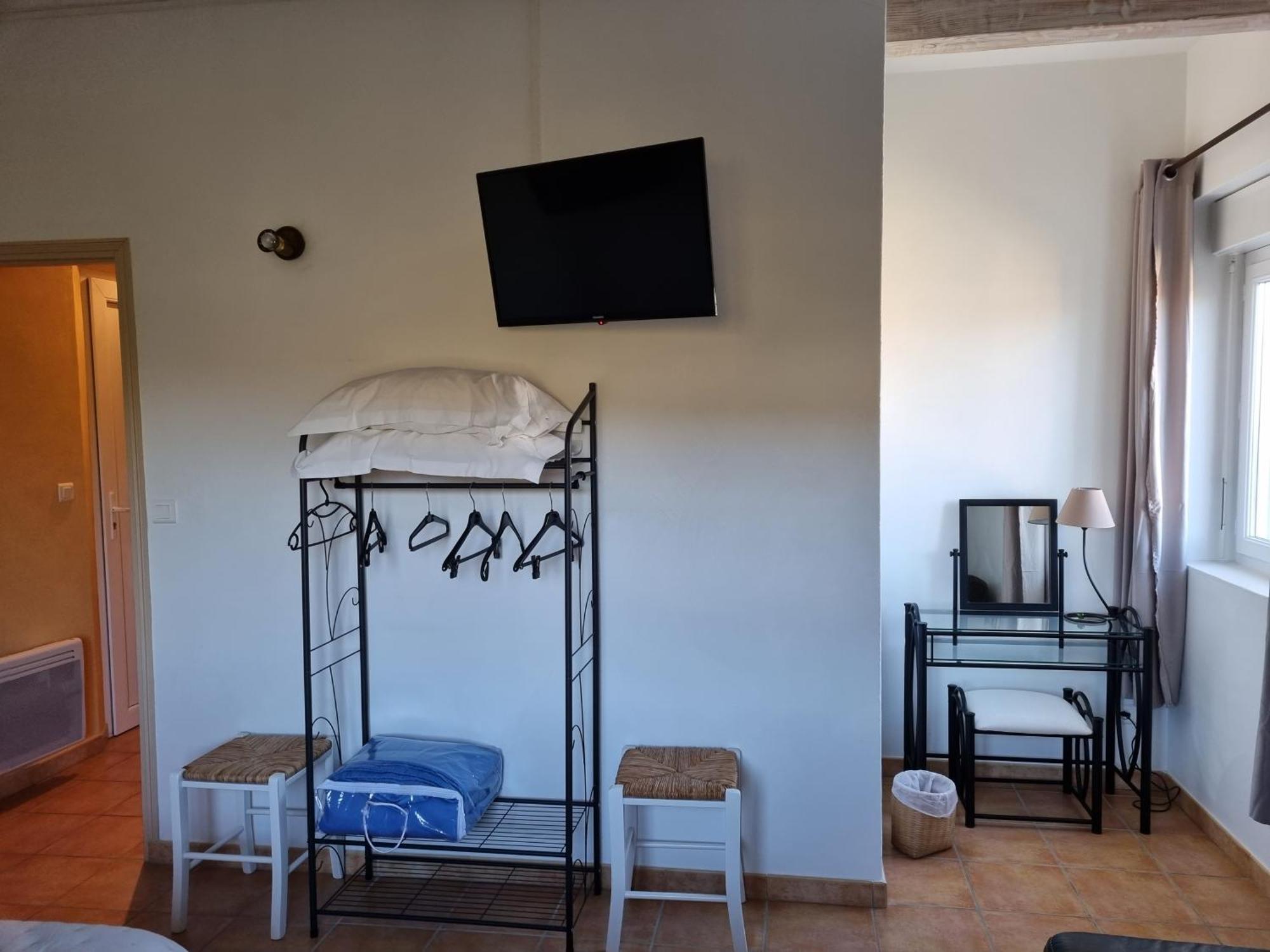 La Fanette Hotel Montbrison-sur-Lez Eksteriør billede