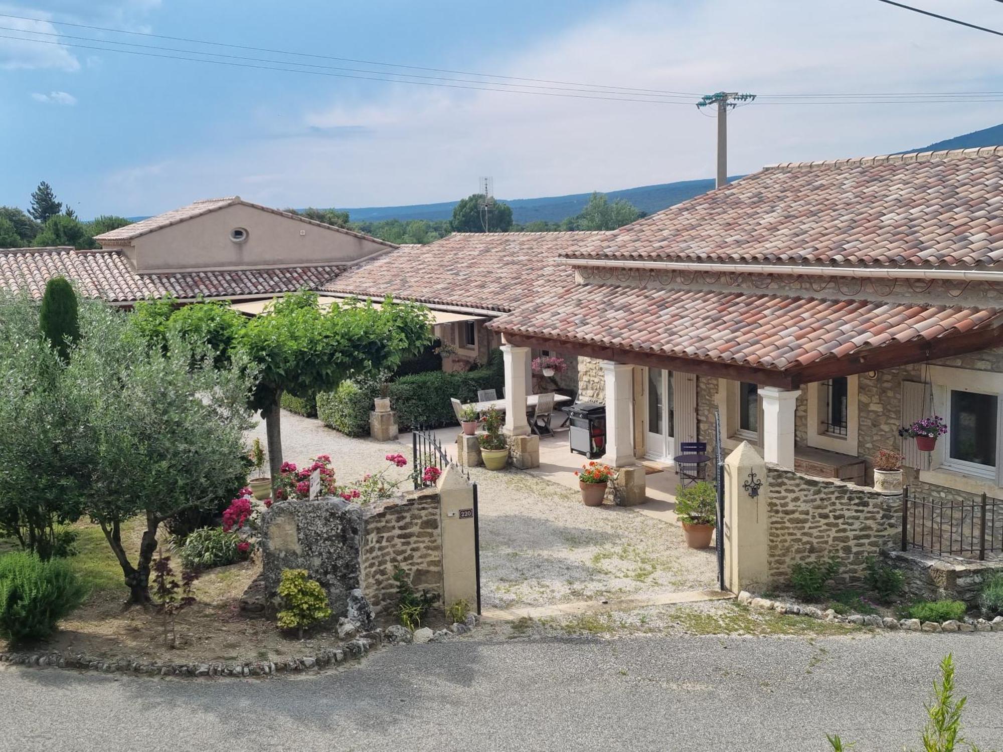 La Fanette Hotel Montbrison-sur-Lez Eksteriør billede